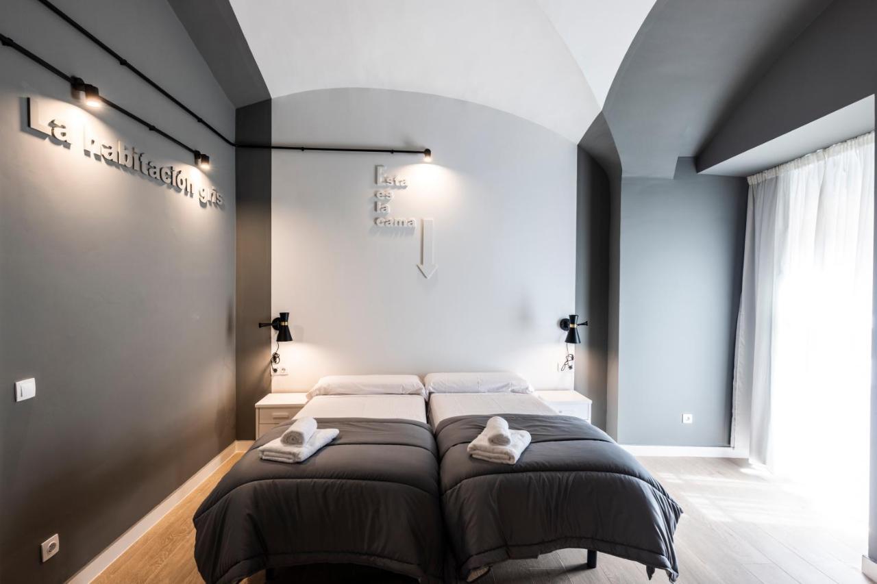 Apartamentos Turisticos De La Bernarda Caces Kültér fotó
