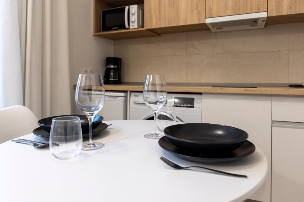 Apartamentos Turisticos De La Bernarda Caces Kültér fotó