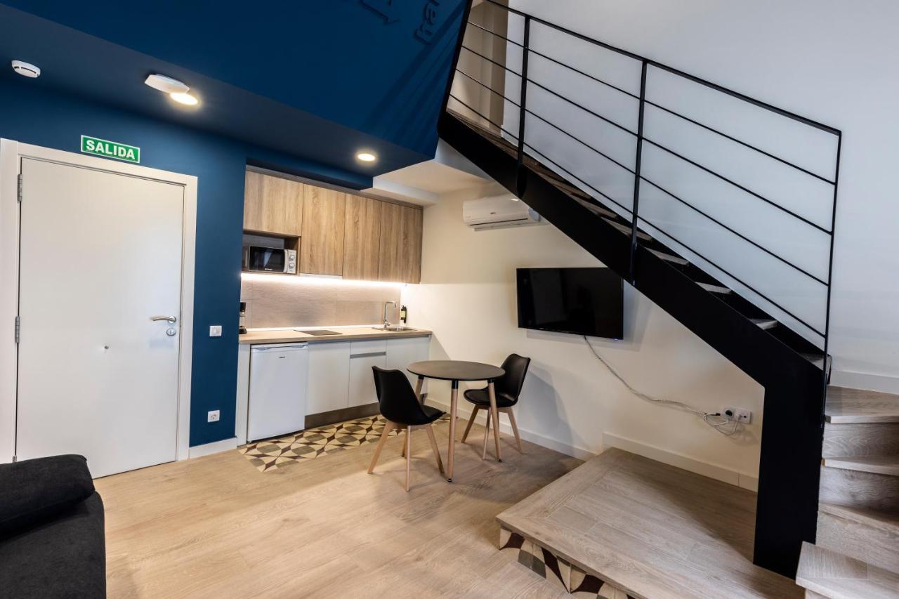 Apartamentos Turisticos De La Bernarda Caces Kültér fotó