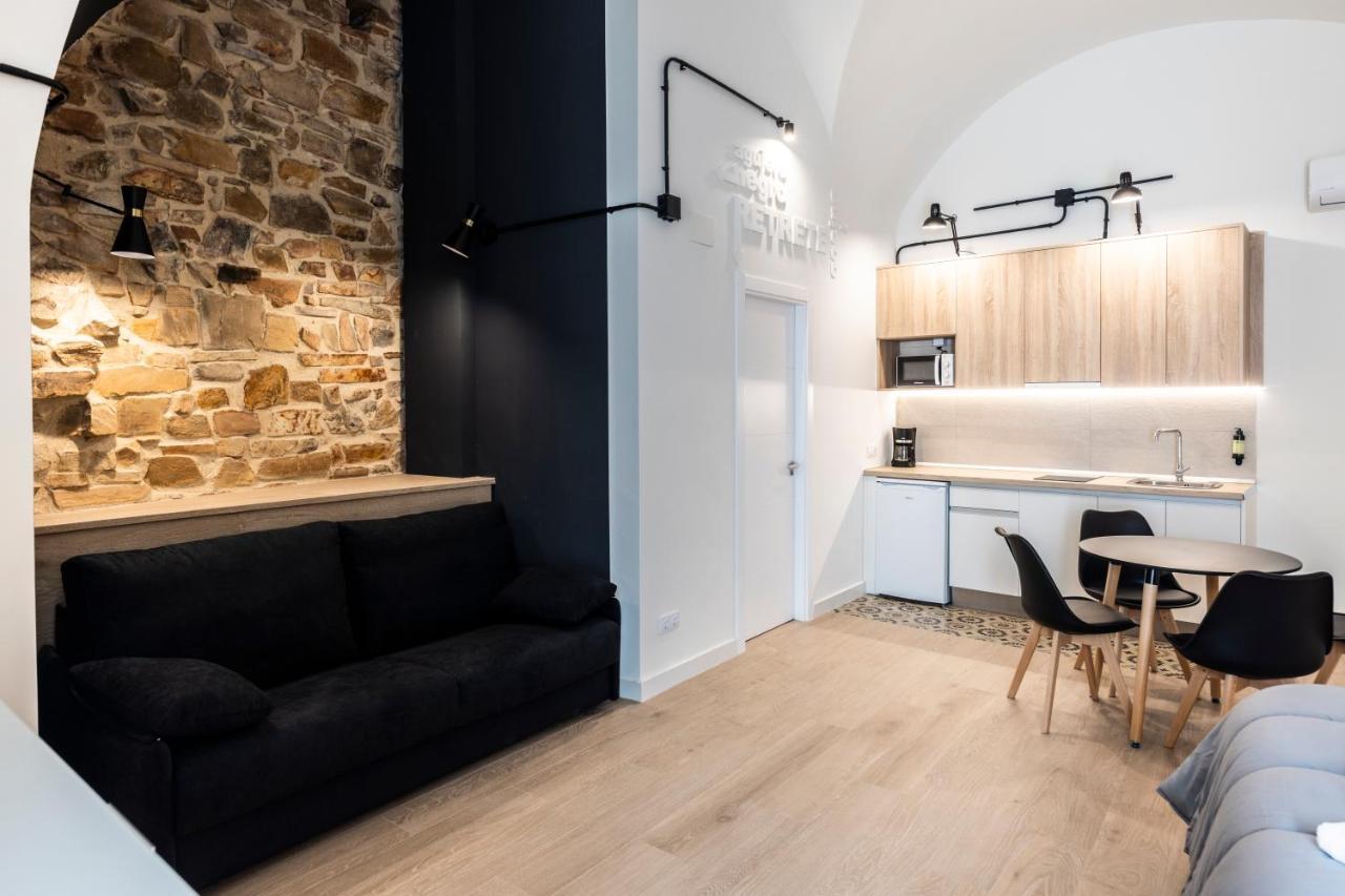 Apartamentos Turisticos De La Bernarda Caces Kültér fotó