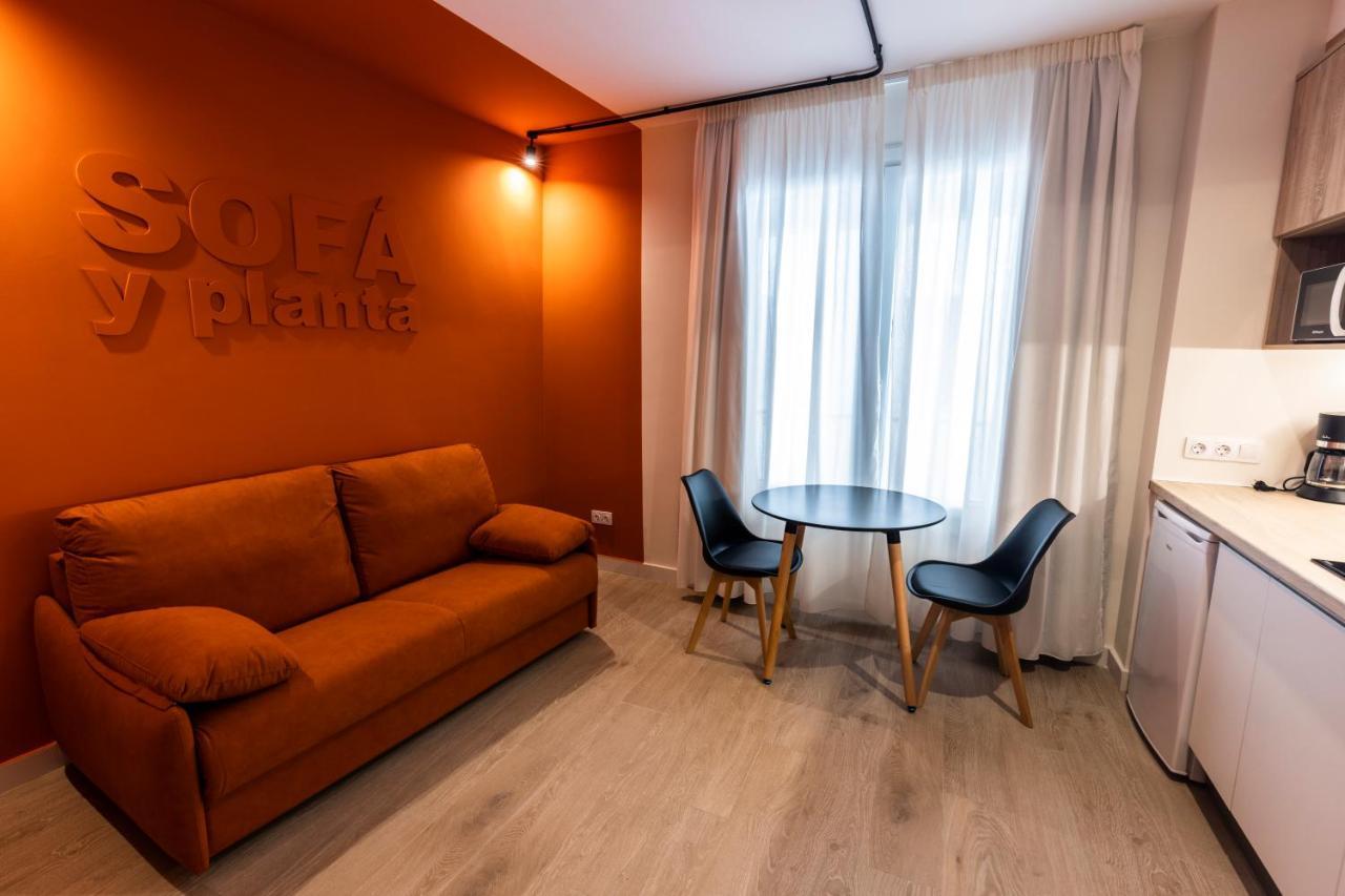 Apartamentos Turisticos De La Bernarda Caces Kültér fotó