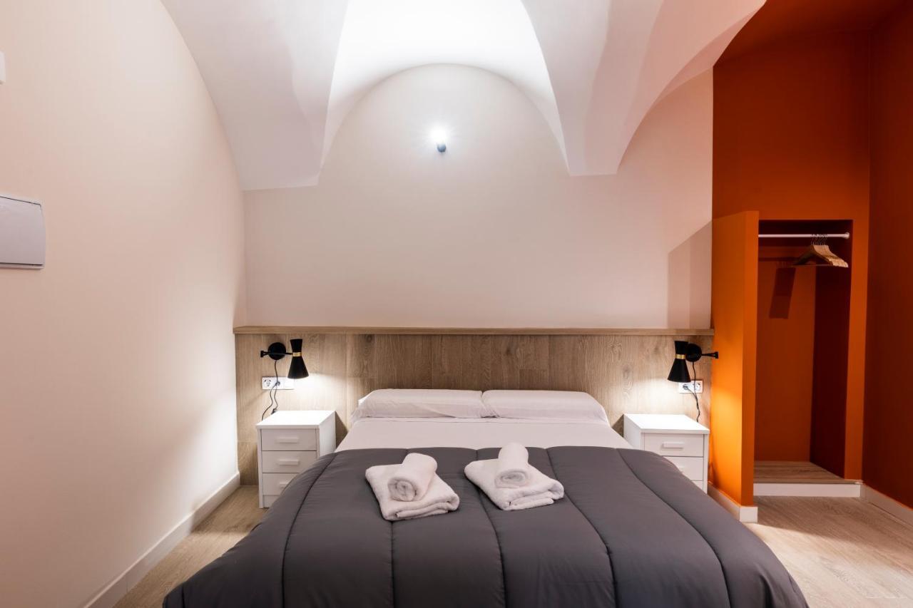 Apartamentos Turisticos De La Bernarda Caces Kültér fotó
